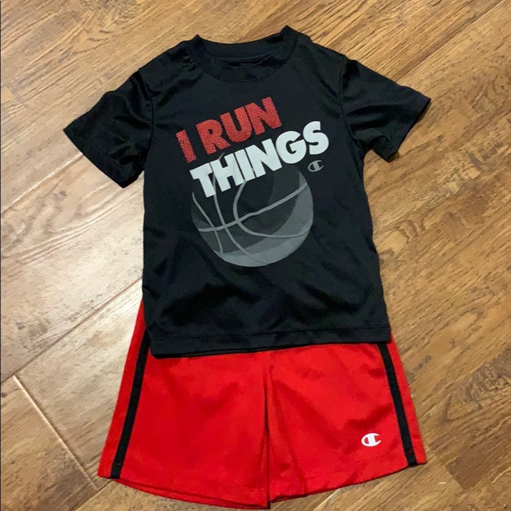 Champion Shorts/Shirt